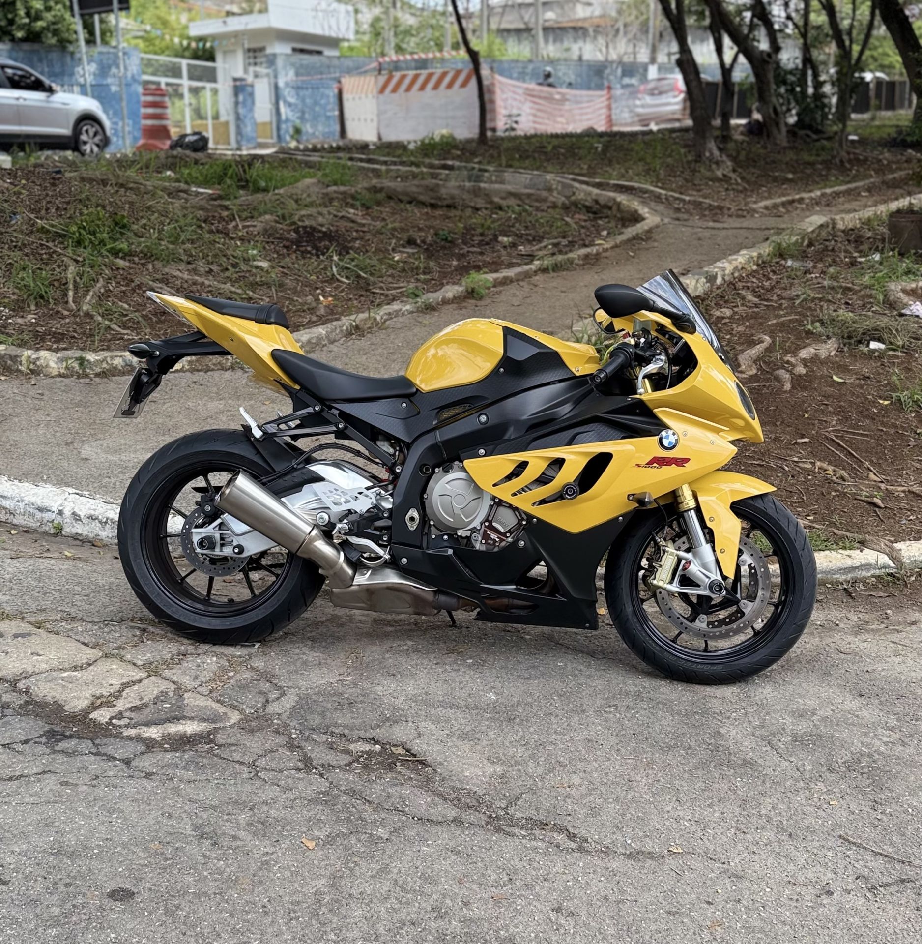 S1000RR CANARINHO